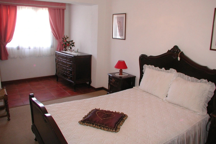 Room 4 of 11