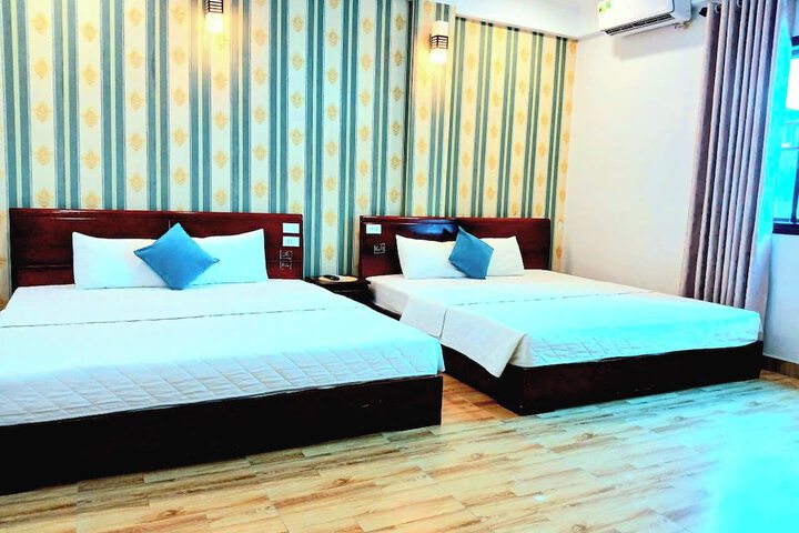 Room 17 of 23