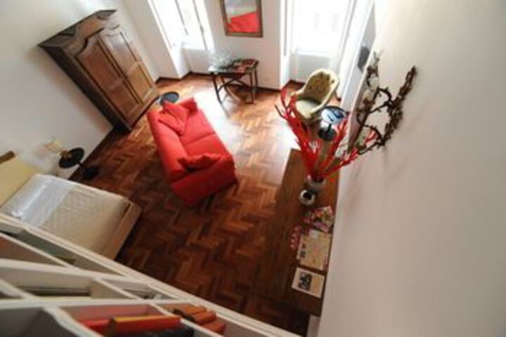 Room 8 of 36