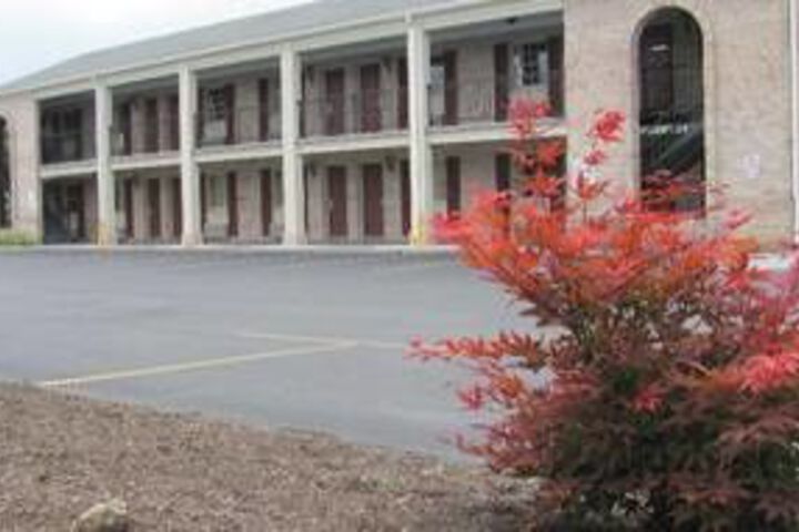 Hanover Hotel & Banquet Center