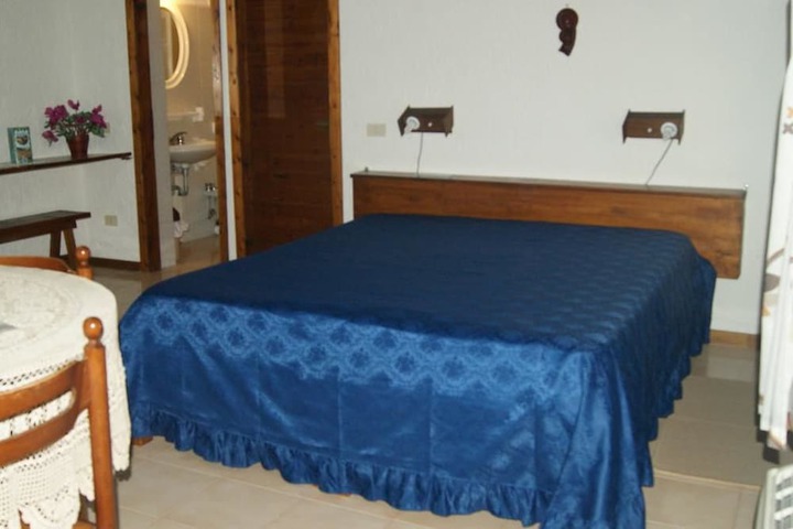 Room 5 of 23