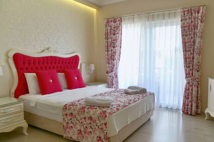 Room 43 of 106