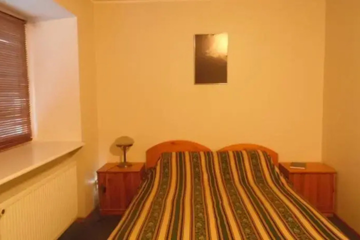 General 2 of 10