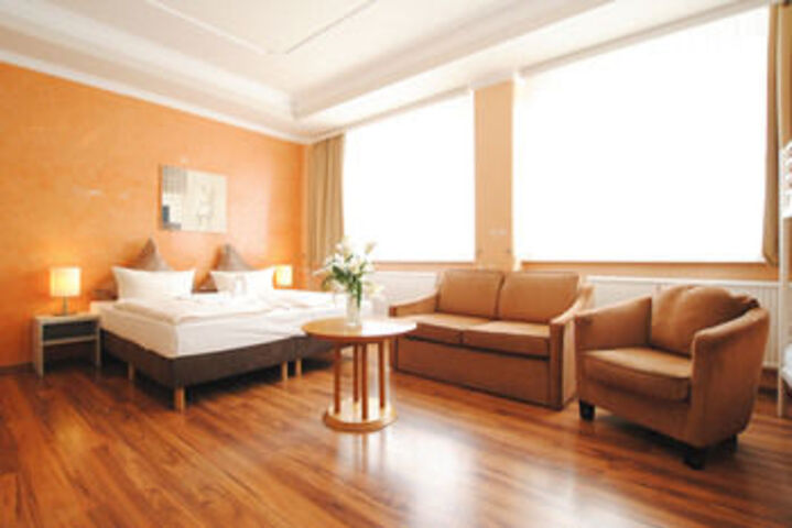Room 34 of 81