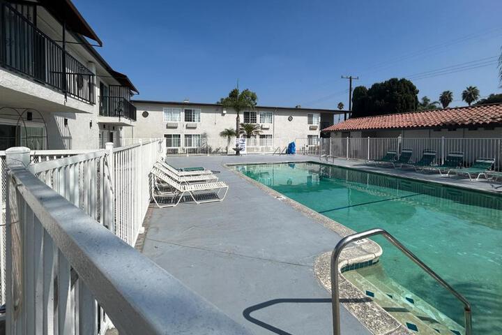 Image of Studio 6 Suites Buena Park CA - Anahiem / Near Maingate Knotts
