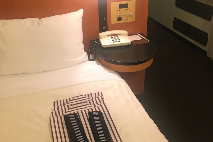 Room 17 of 68