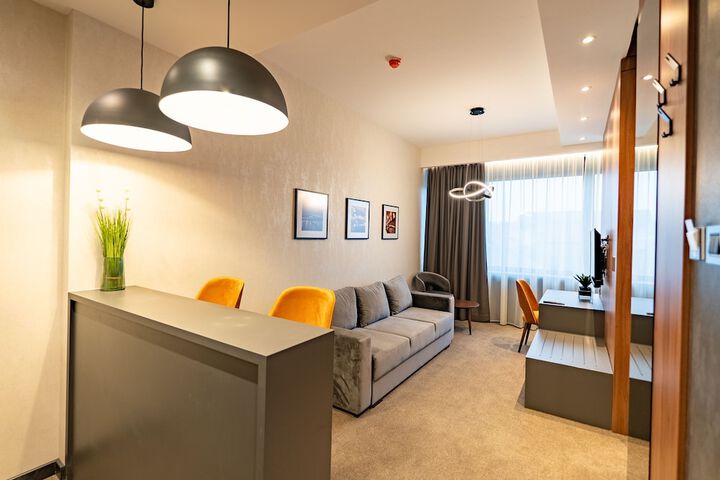 Room 16 of 46