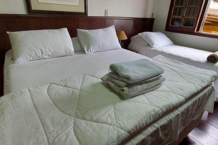 Room 7 of 19