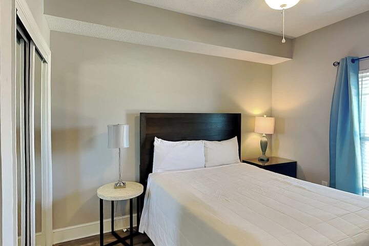 Room 36 of 217