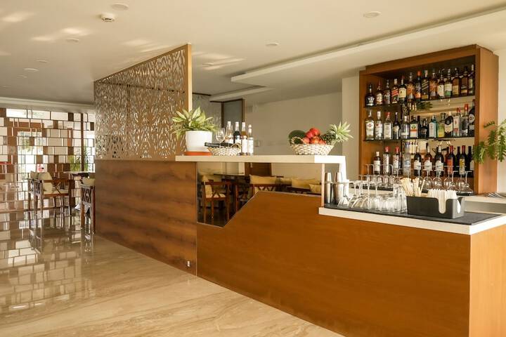 Lounge 164 of 209