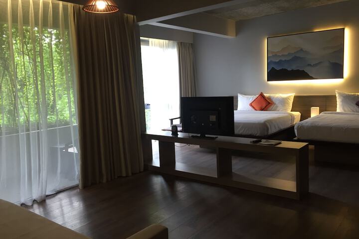 Room 19 of 87