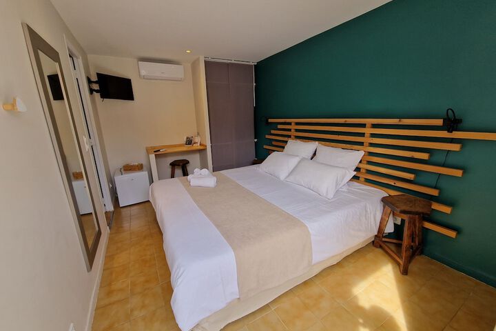 Room 7 of 46