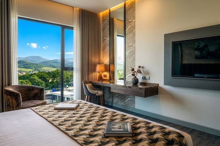 Room 9 of 29