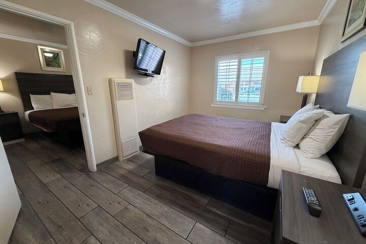 Room 21 of 62