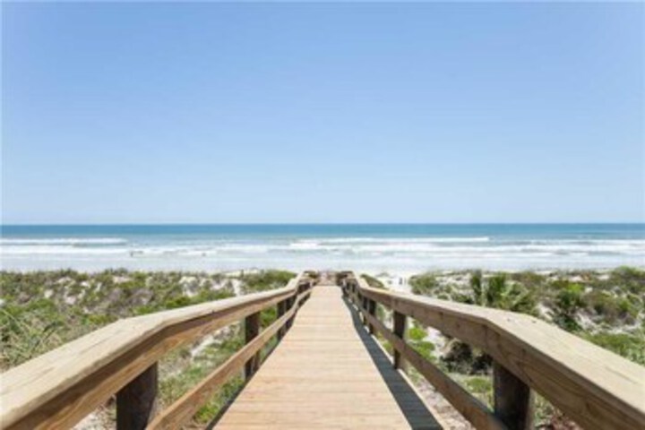 Image of Windjammer 206 - Three Bedroom Condoeps 8