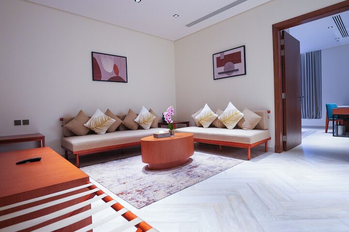 Room 5 of 40
