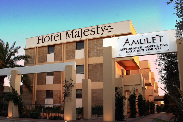 Exterior of Hotel Majesty
