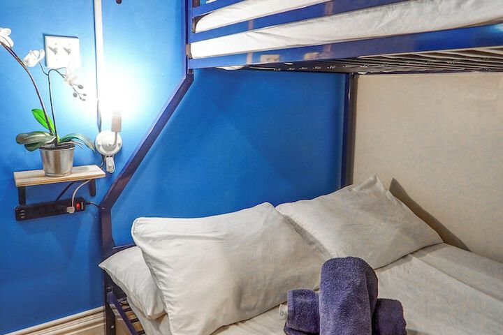 Room 31 of 268