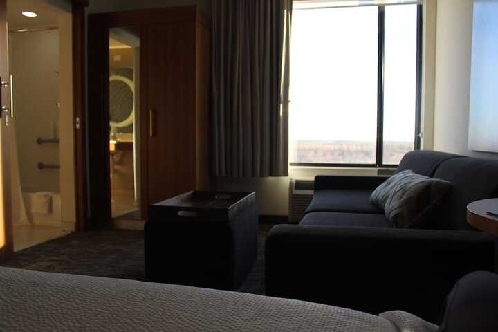 Room 12 of 44