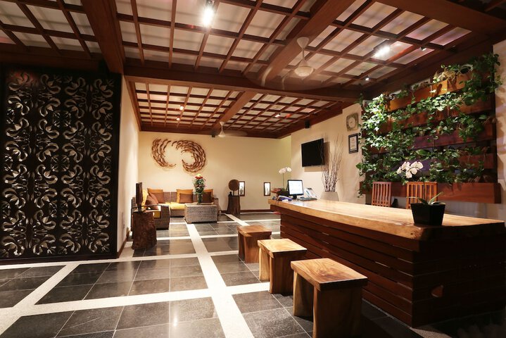 Hotel 4 of 51