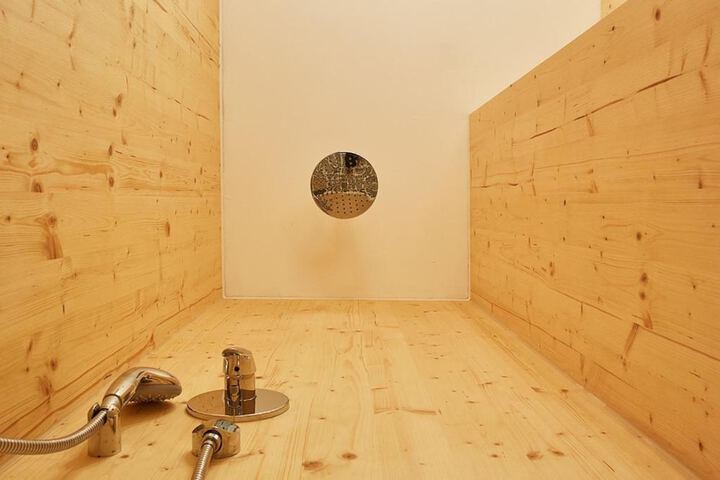 Room 20 of 48