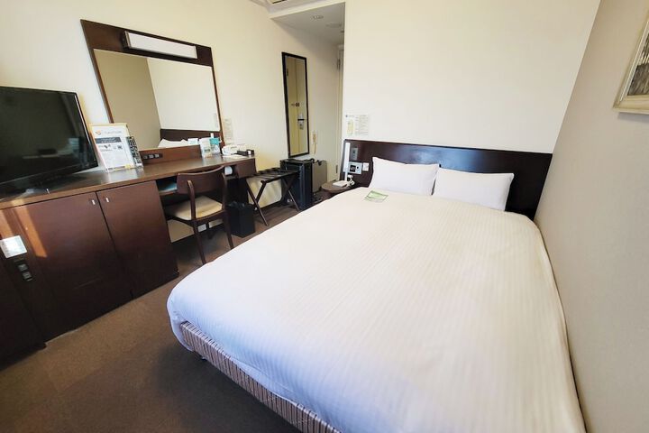 Room 8 of 29