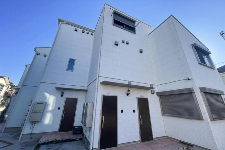 Shinjuku Ochiai Soluna White House