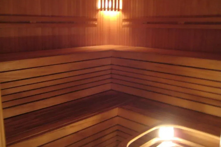 Spa 6 of 10