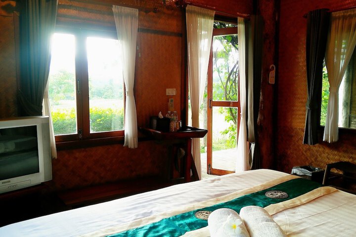 Room 32 of 72