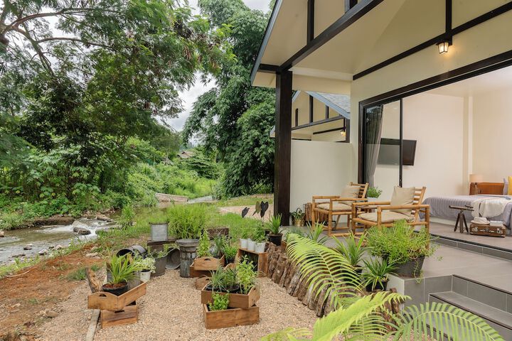 Terrace/Patio 23 of 34