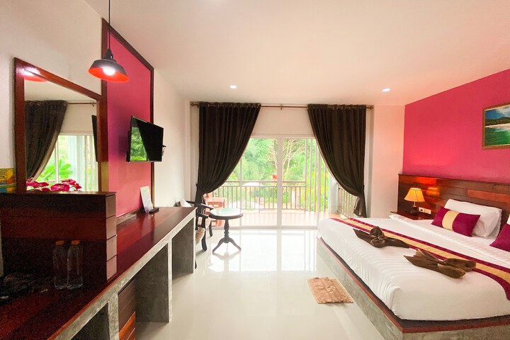 Room 14 of 77