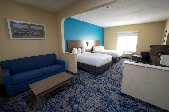 Room 5 of 28