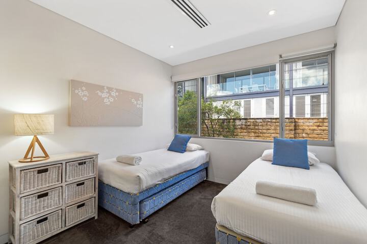 Room 20 of 230