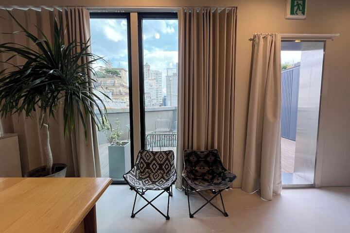 Room 28 of 49