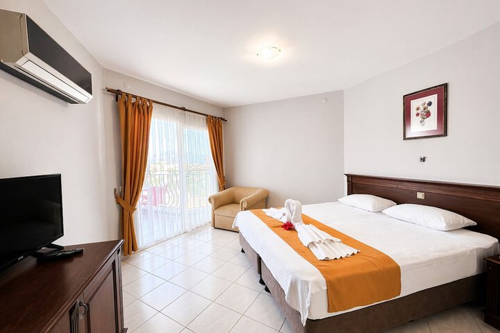 Room 10 of 55