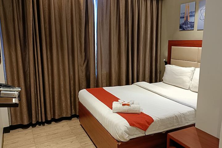 Room 22 of 36