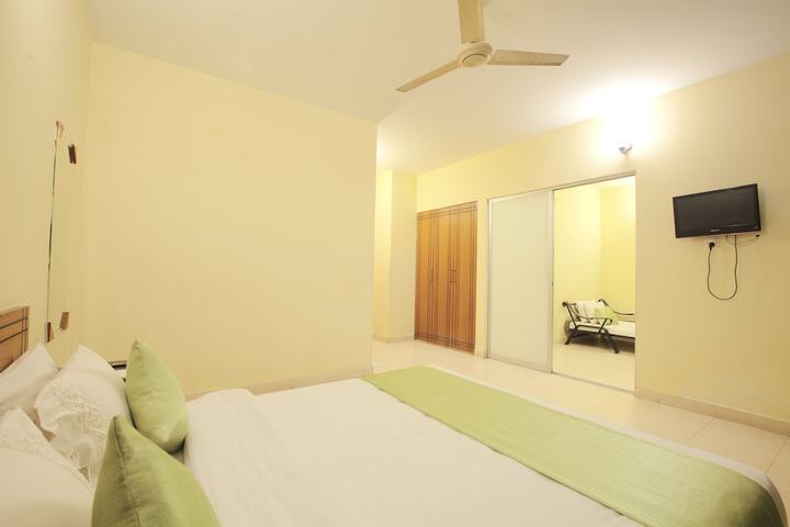Room 14 of 24
