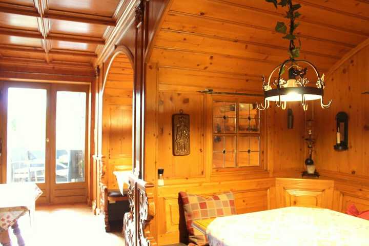 Room 28 of 64