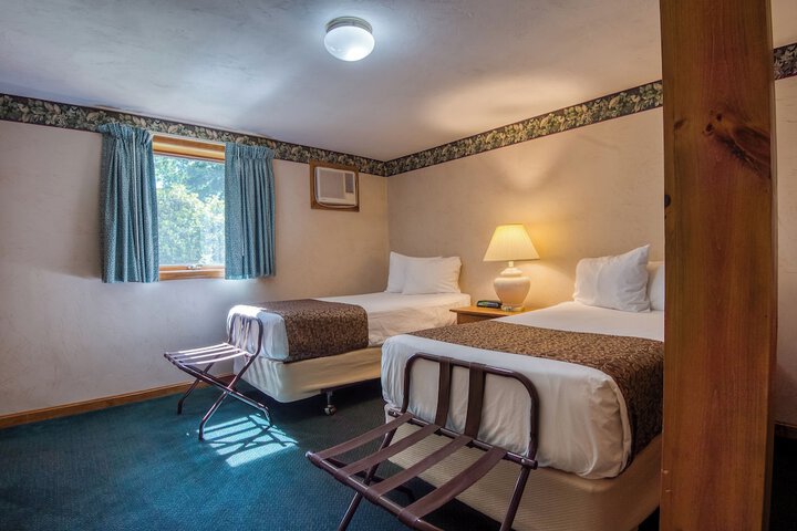 Superior King Lakeside with Shared Balcony (28 of 64)