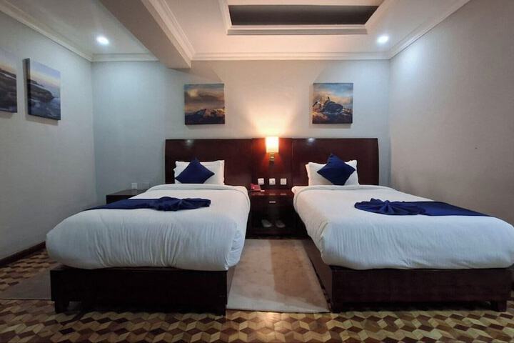 Room 17 of 108