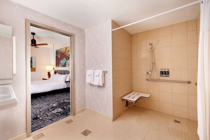 Bathroom shower