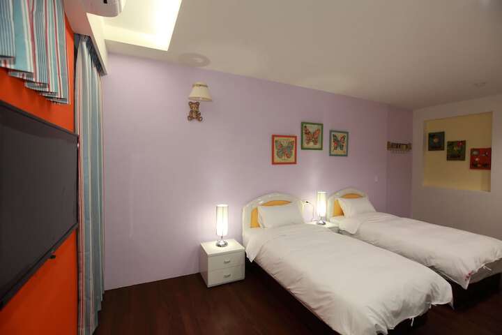 Room 27 of 58