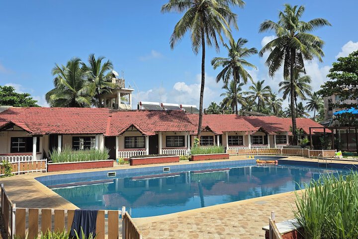 Pool 18 of 27