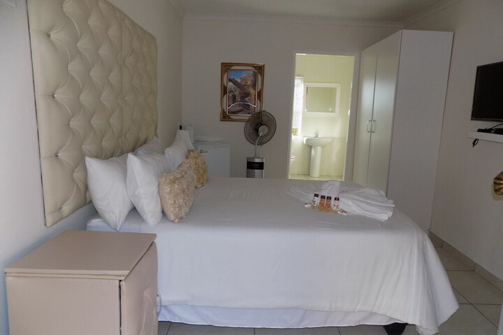 Room 18 of 35