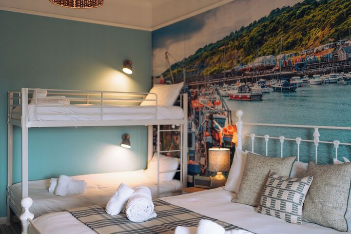 Room 21 of 54
