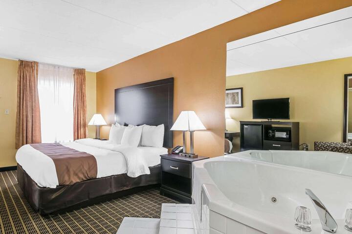 Standard | King Bed (2 of 5)
