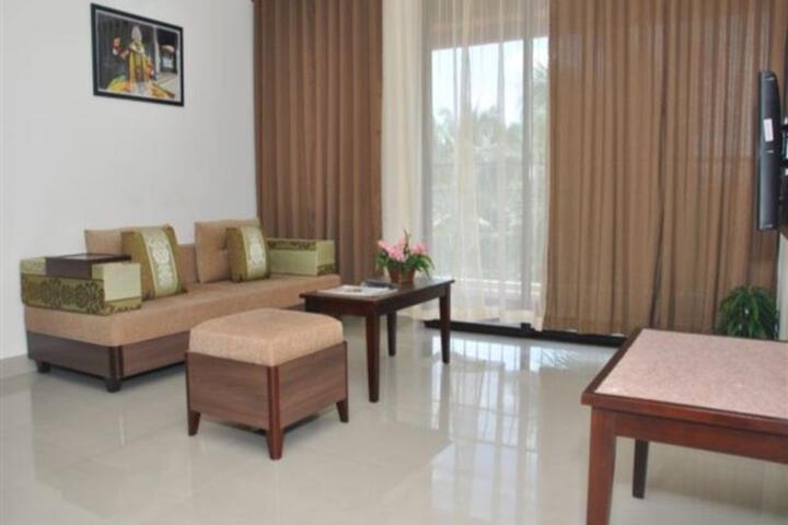 Room 3 of 6