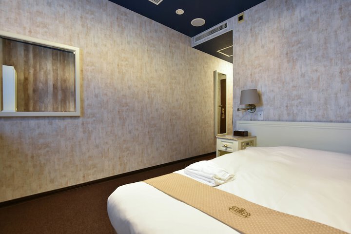 Room 16 of 67