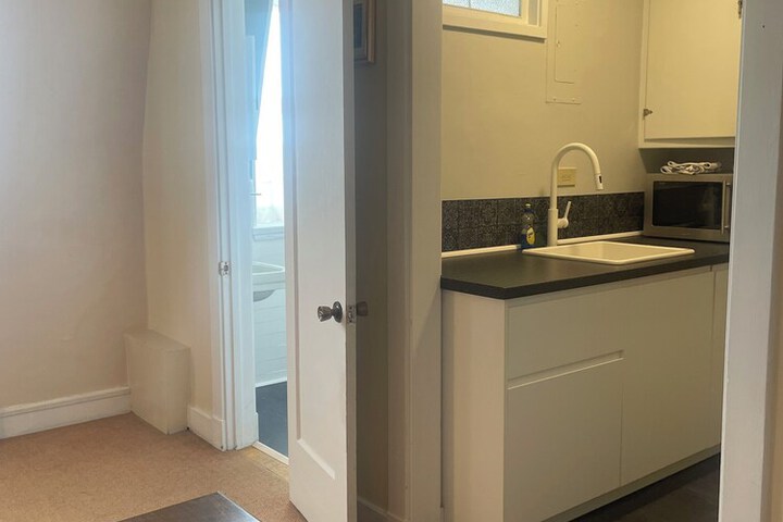 Room 70 of 125