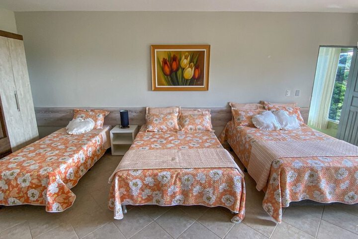 Room 10 of 110